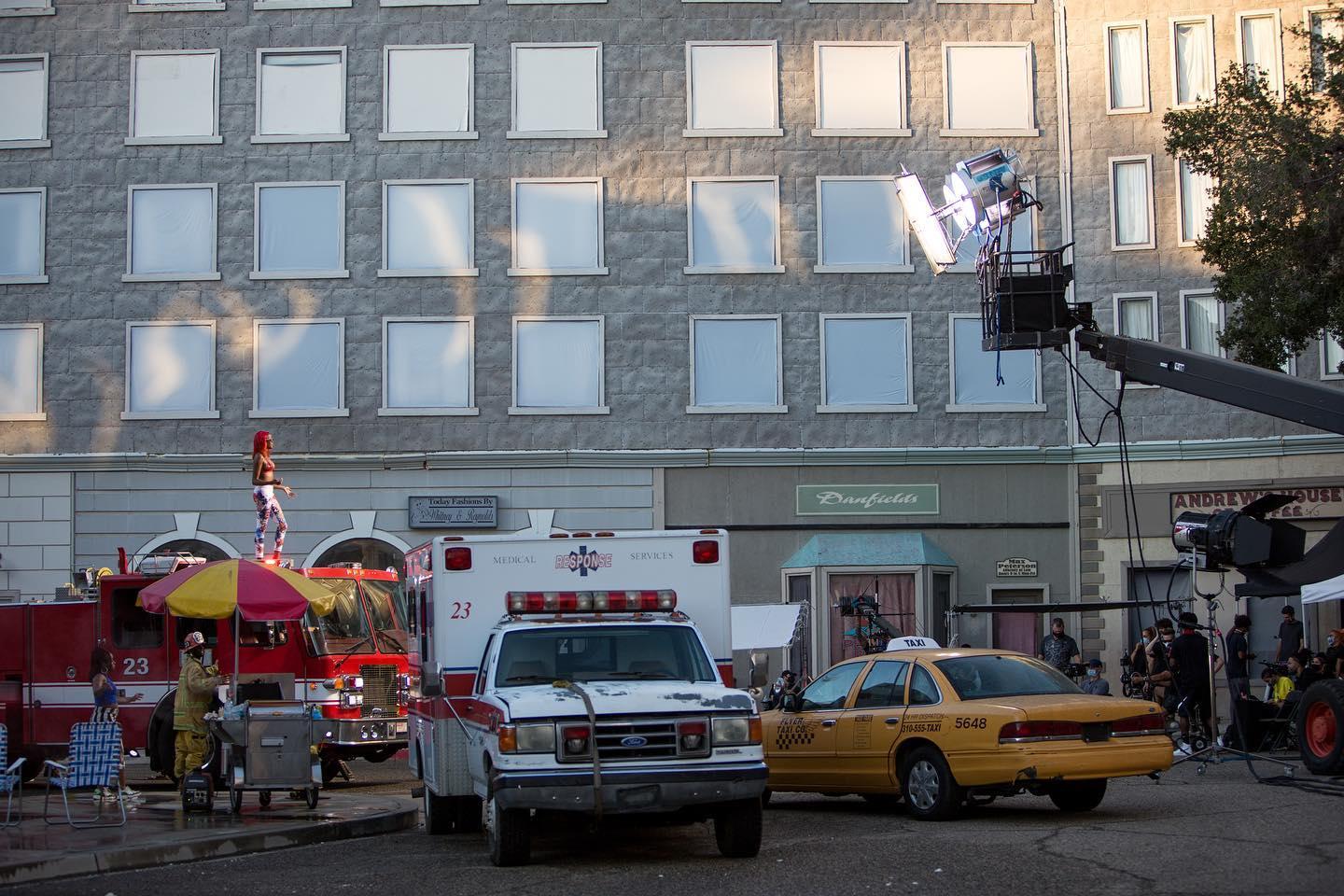 Behind the scenes of the Cookiee Kawaii & Tyga “Vibe (If I Back It Up)” music video